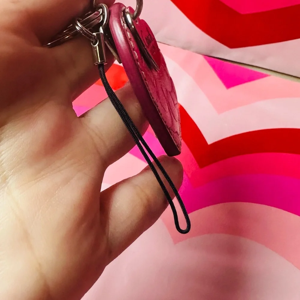 Sold - Picture 3 of 7